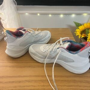 Curry 3Z 24 Suede Basketball Shoes